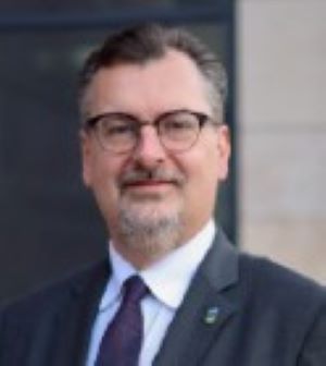 Profile photo of Professor Colin Scott
